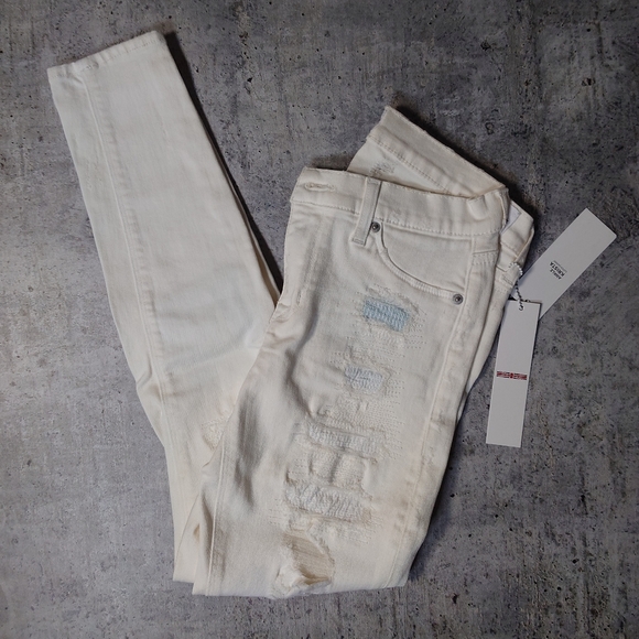 Hudson Distressed Skinny Jeans - Picture 11 of 11